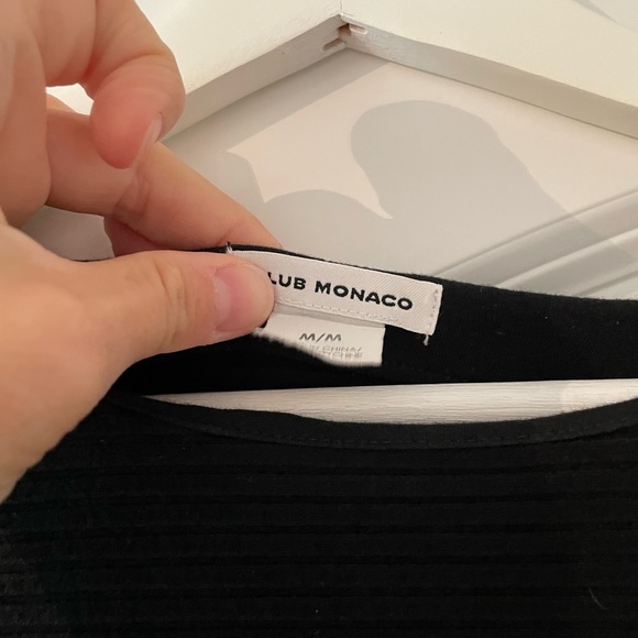 Club Monaco black crop top - Picture 3 of 3